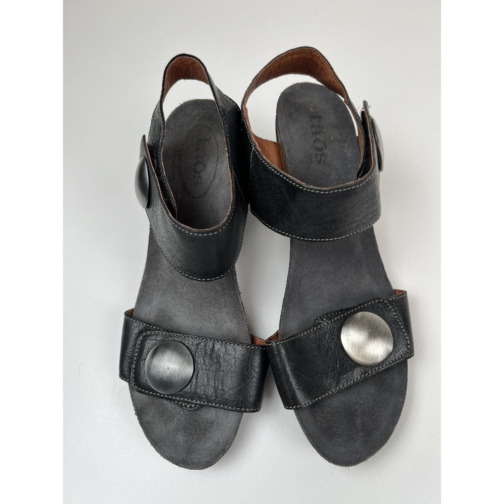 Taos Carousel Leather Wedge Sandals Black Women's Left Shoe 39, Right Shoe 38